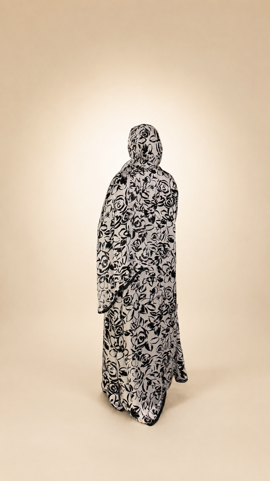 Coastal Noir Abaya