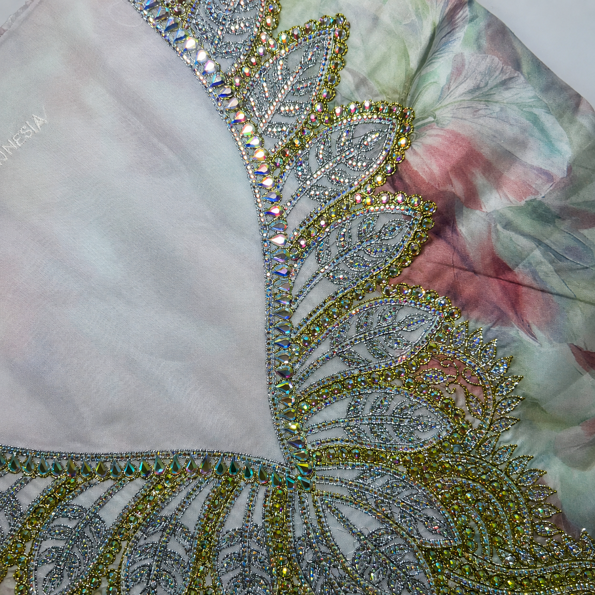The Artisan Cotton Mukhawar Edit: Sage Mist