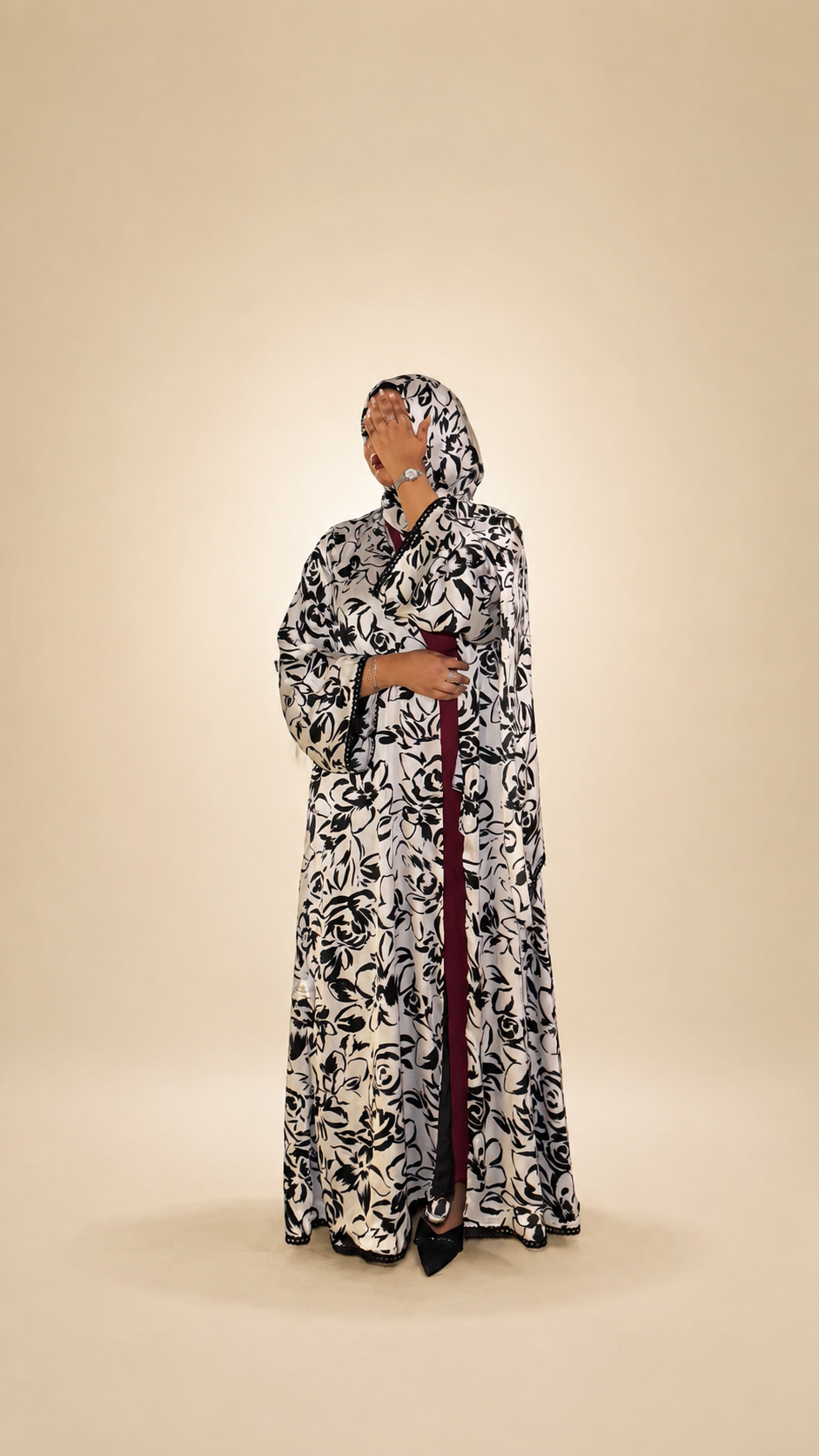 Coastal Noir Abaya